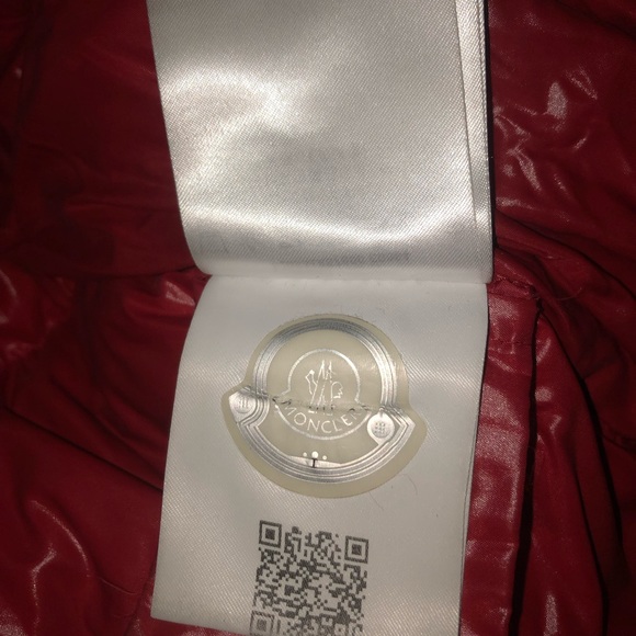 Moncler coat - Picture 7 of 9